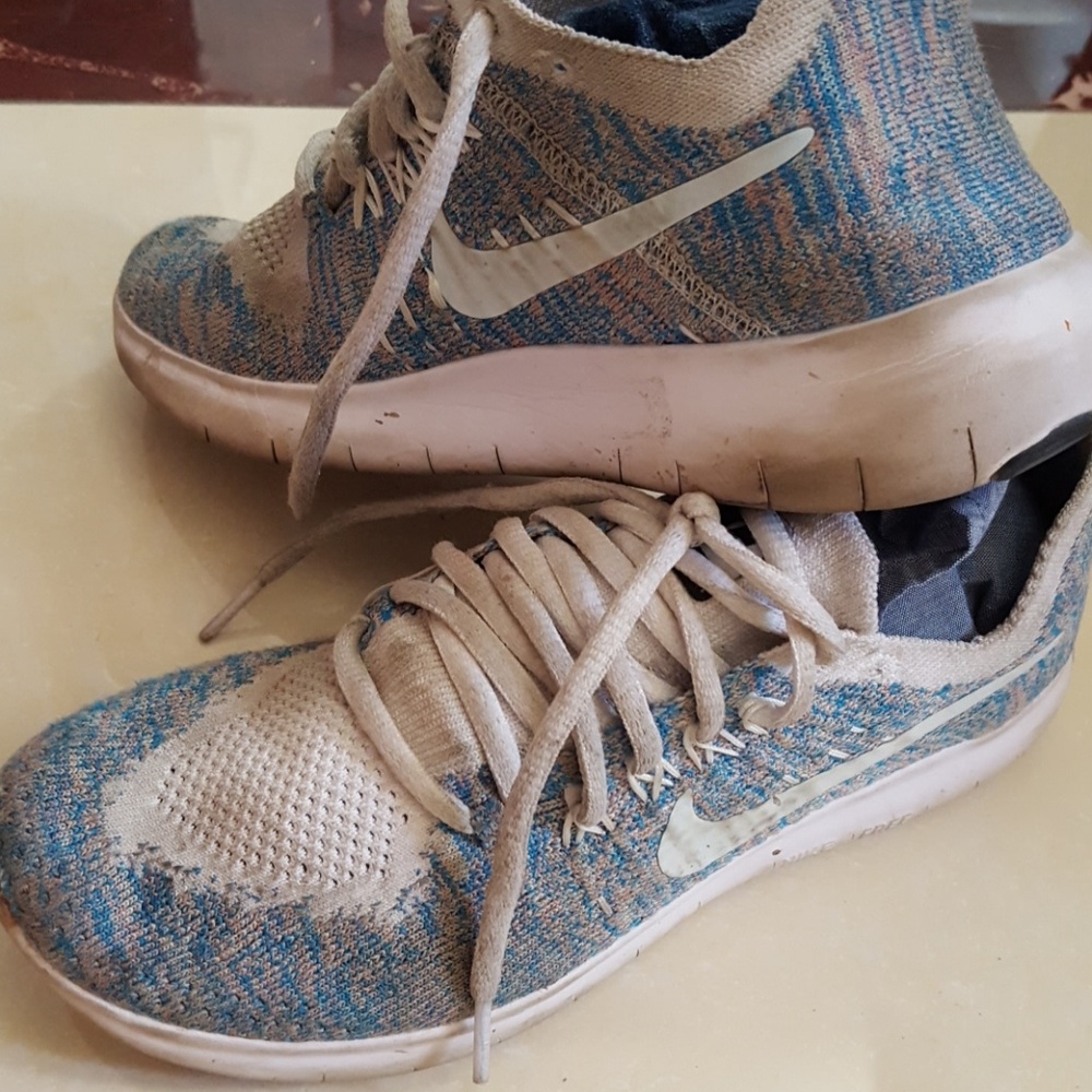 Nike shoes